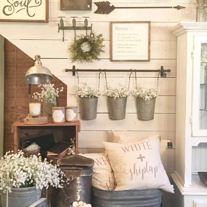 Modern farmhouse wall decor