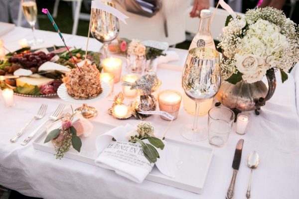 White table decor for diner en blanc