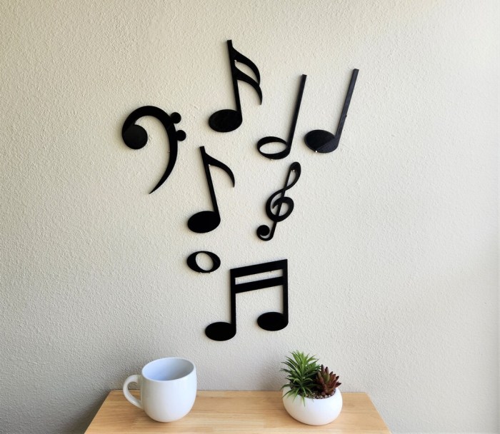 Musical notes wall decor