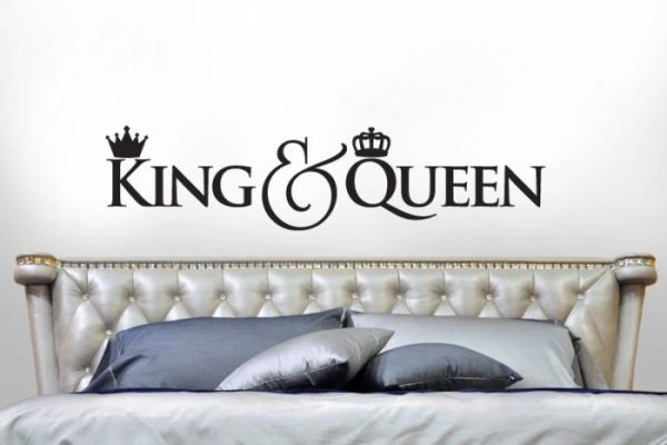 King queen wall decor