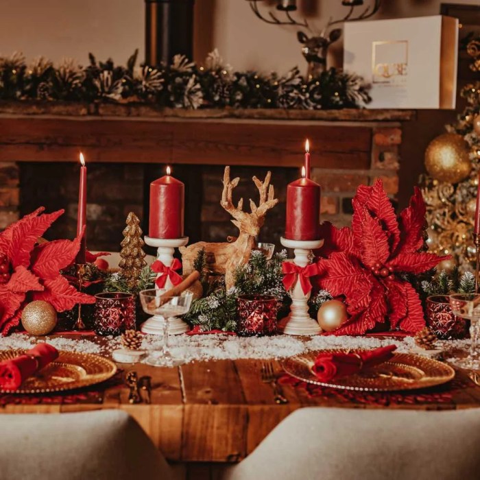 Red and gold table decor