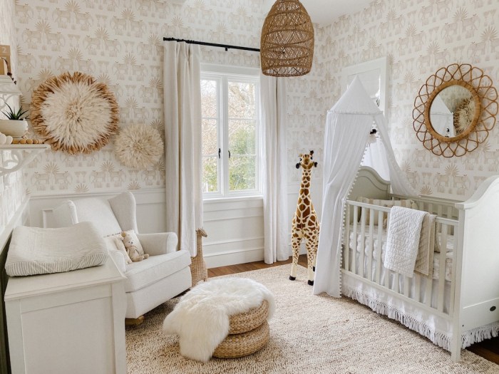 Nursery wall decor safari