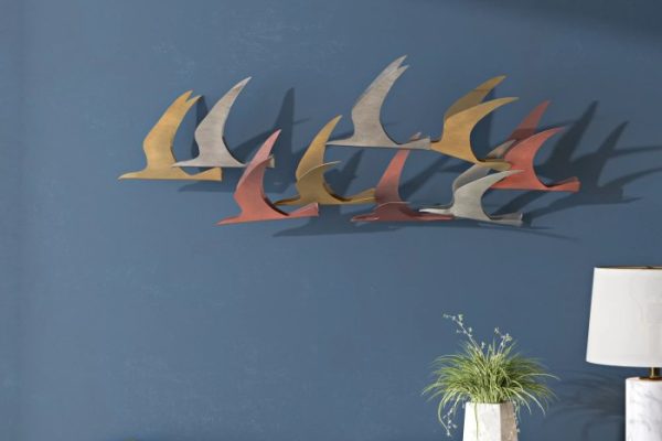 Flying birds wall decor