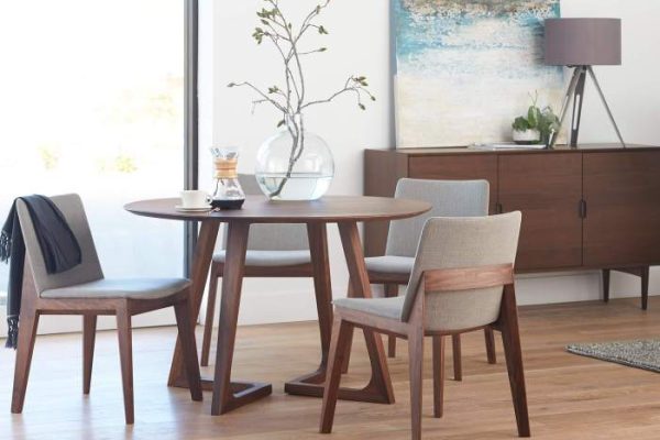 Round dining table decor ideas