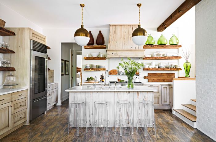 Rustic kitchen wall decor